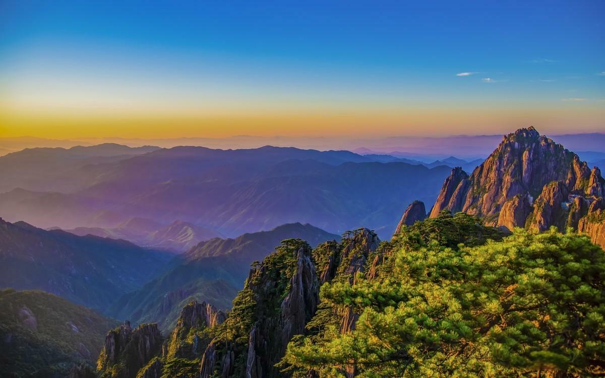 Bright-Summit-Huangshan